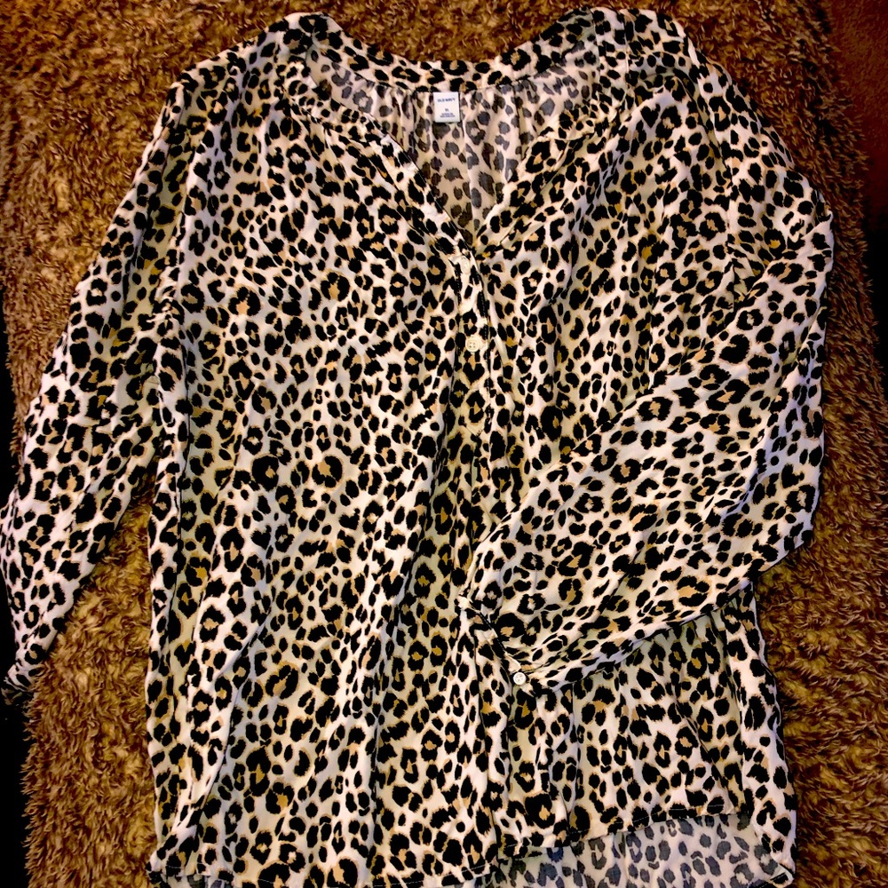 Womens Old Navy Top😍